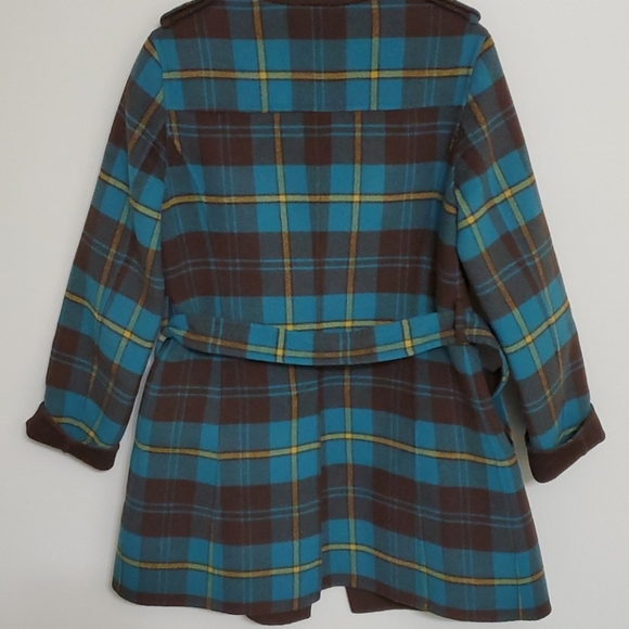 Burberry coat - Picture 7 of 7